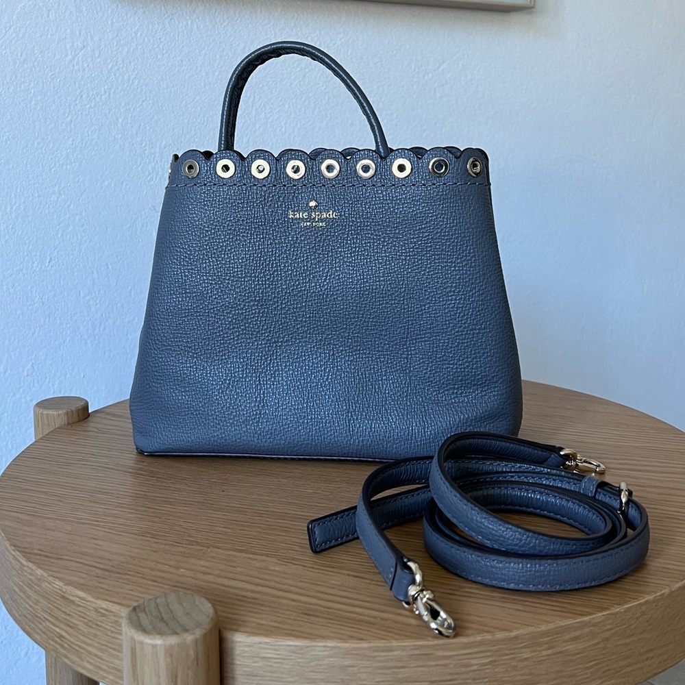 Kate Spade New York Grey Janell Scalloped pebbled-leather bag